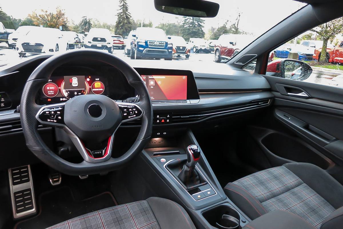 2022 vw golf gti interior