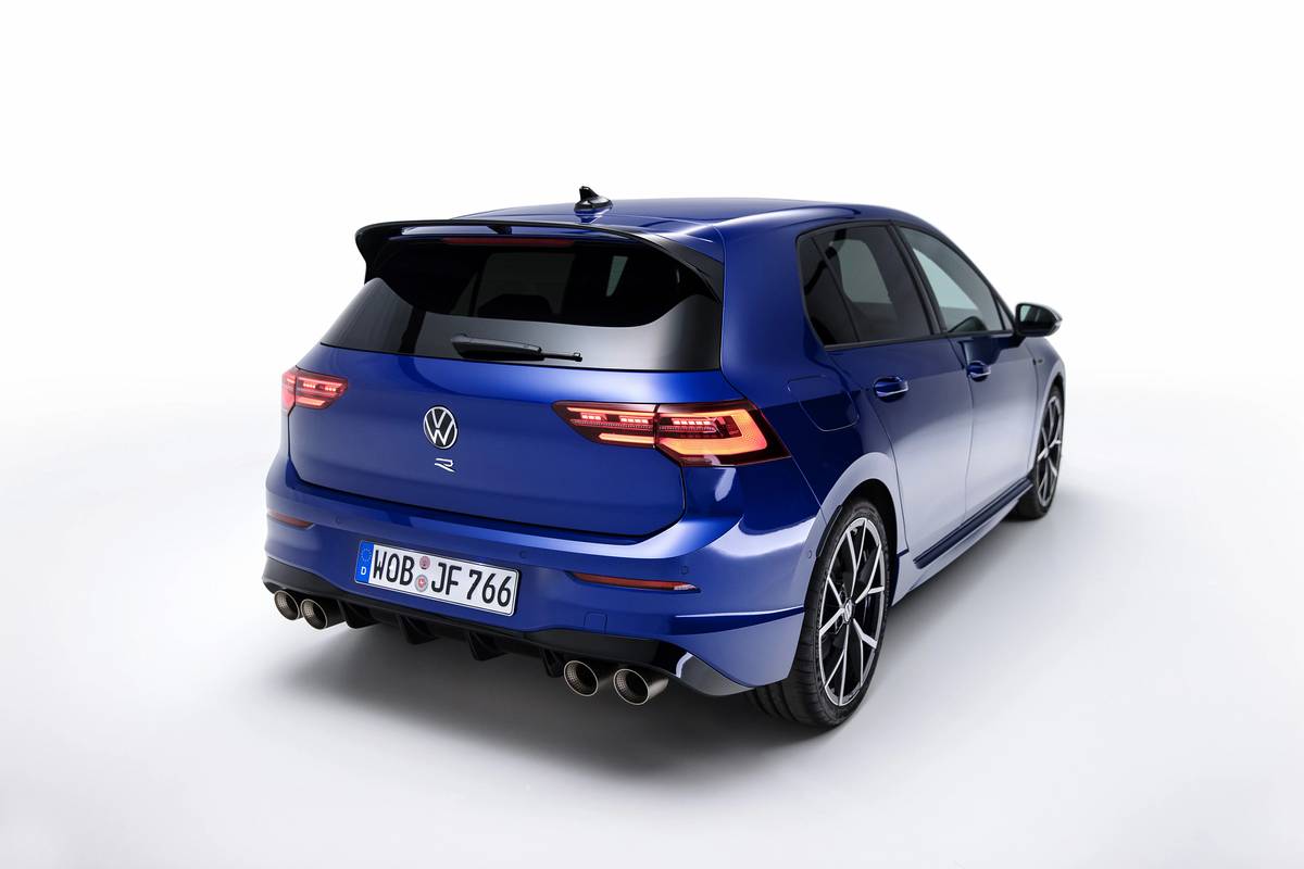 VW Golf R-Line as a car subscription