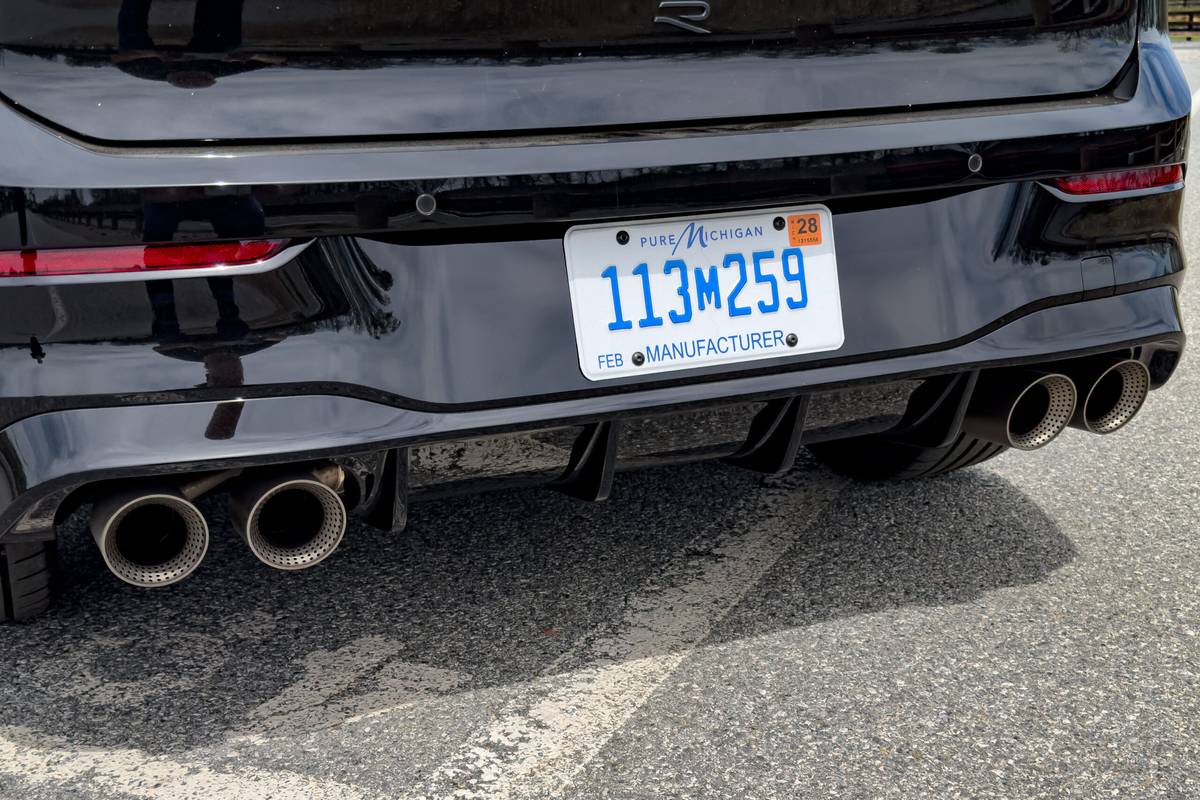 volkswagen golf r 2025 10 exterior rear scaled jpg
