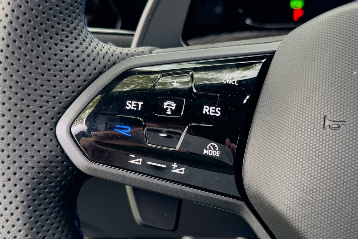volkswagen golf r 2025 15 interior steering wheel controls scaled jpg