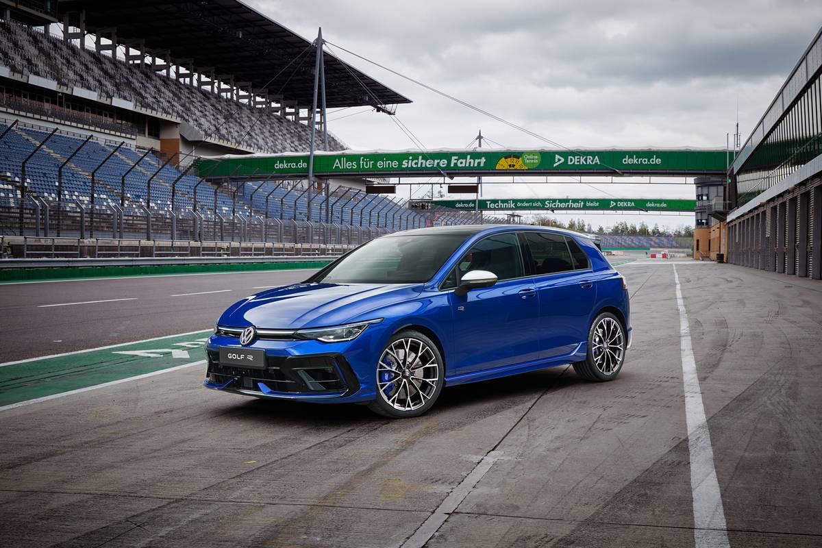 2025 Volkswagen Golf R Specs, Prices, MPG, Reviews & Photos