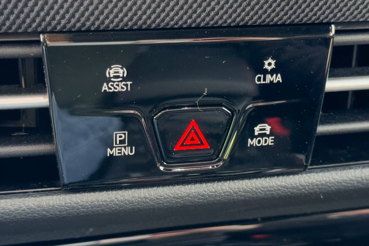 volkswagen gti 2025 24 interior dashboard controls scaled jpg