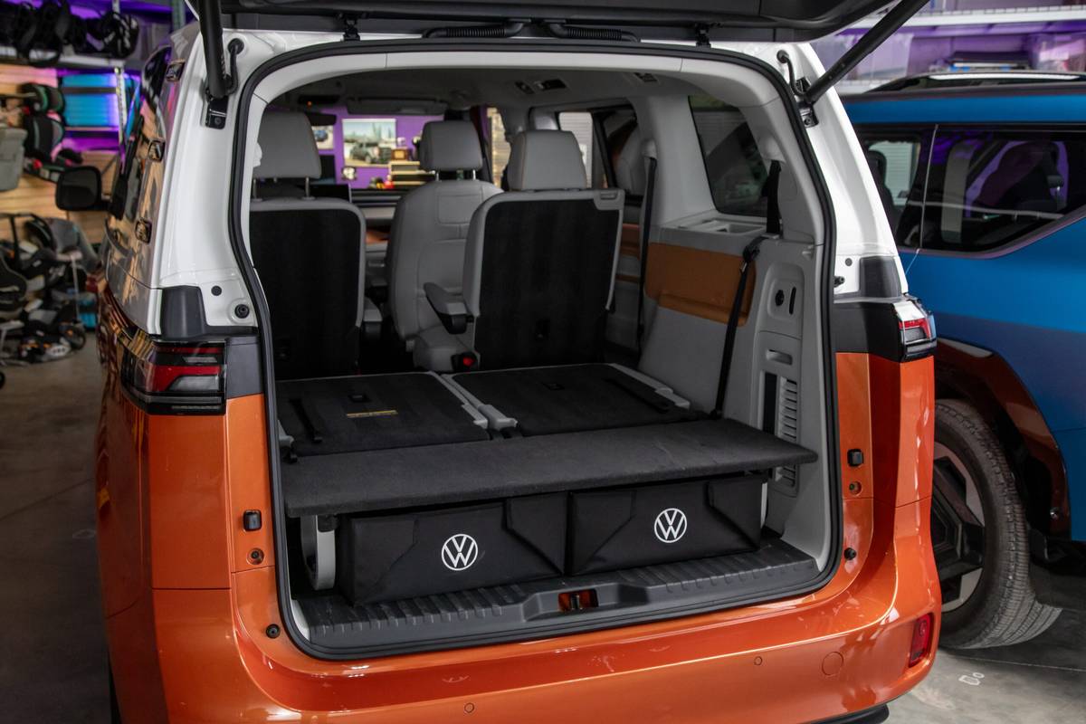 volkswagen id buzz 2025 45 interior cargo scaled jpg