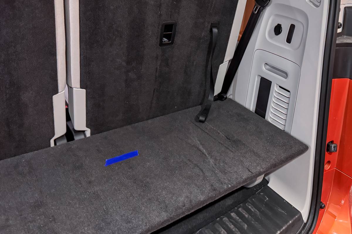 volkswagen id buzz pro s plus 2025 04 interior cargo jpg