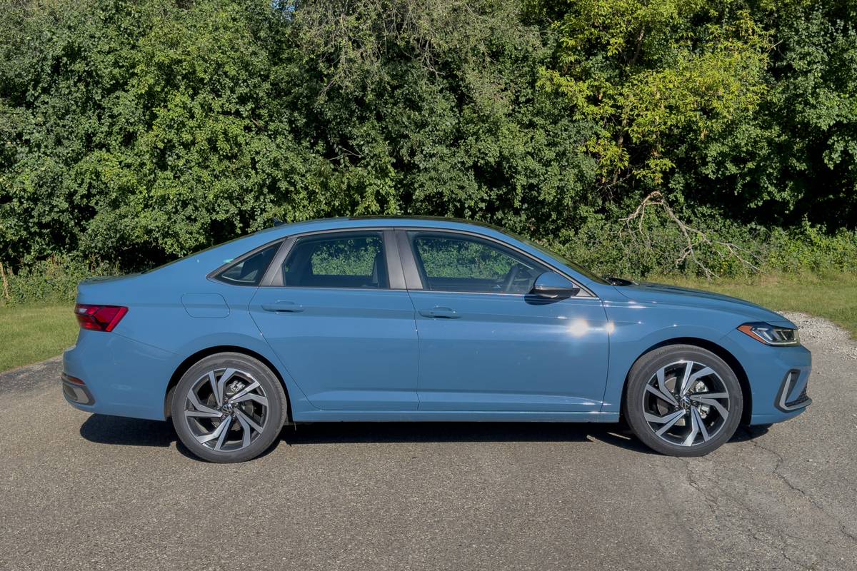 2025 Volkswagen Jetta Review The Merits of Quiet Competence