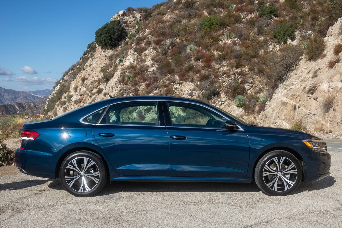 Volkswagen Passat 2020 года может быть не таким безопасным, как вы думаете