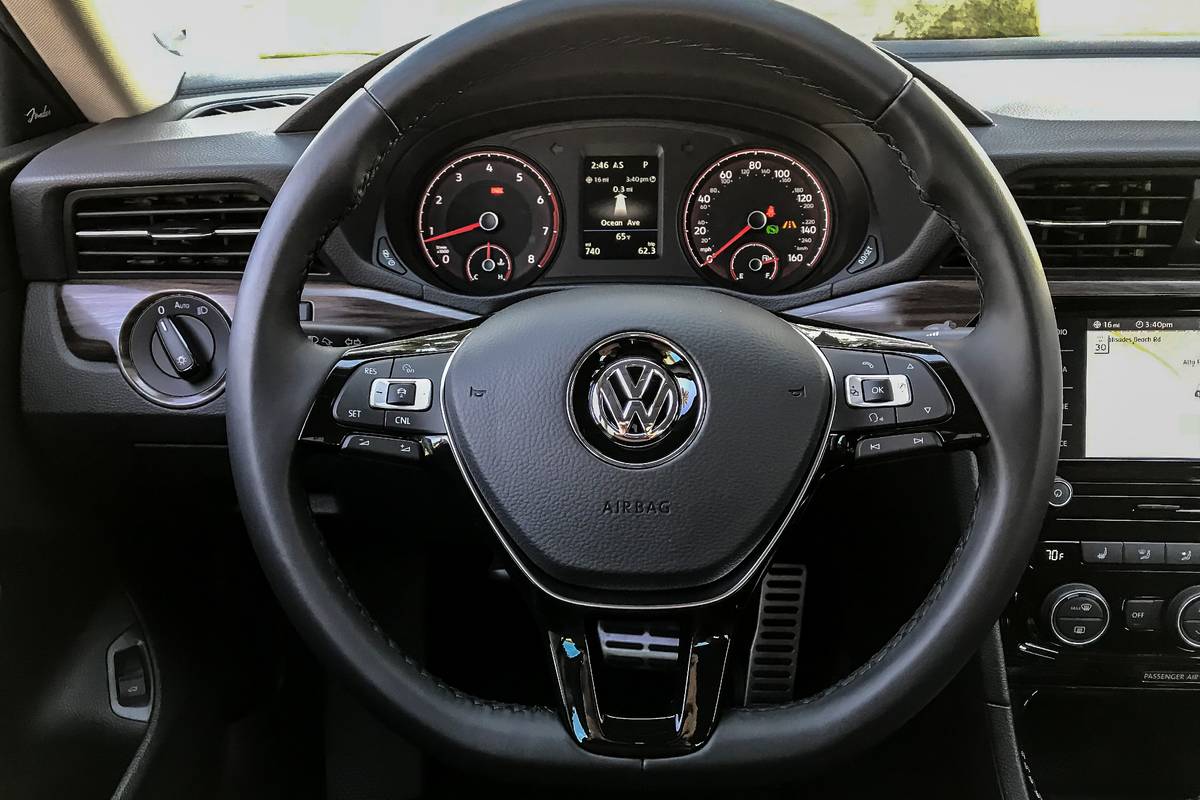 volkswagen passat 2020 21 front row  interior  steering wheel jpg