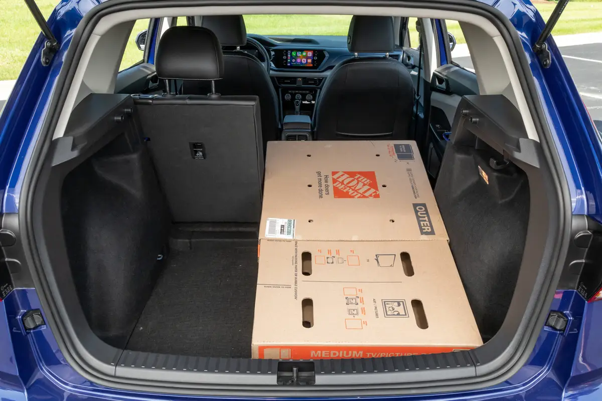 volkswagen taos 1 5t se 2023 44 interior cargo scaled jpg