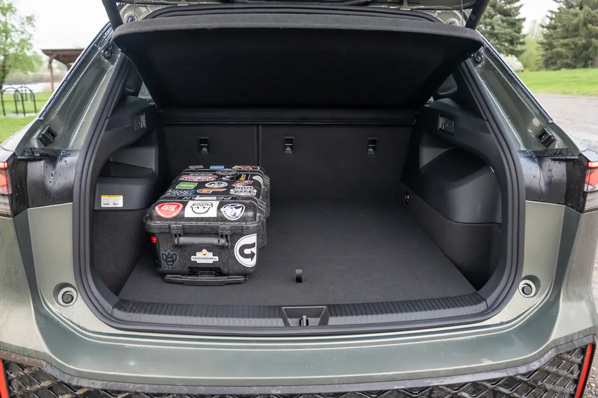 volkswagen tiguan 2025 34 interior cargo jpg
