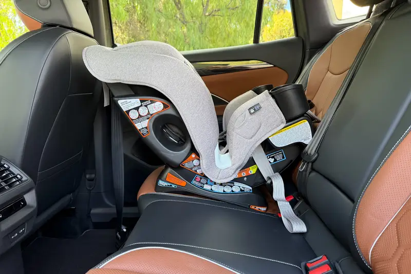 volkswagen-tiguan-2026-interior-csc-01