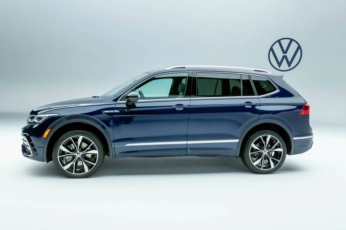 Up Close With the 2022 Volkswagen Tiguan: Can It Make a Bigger Splash?