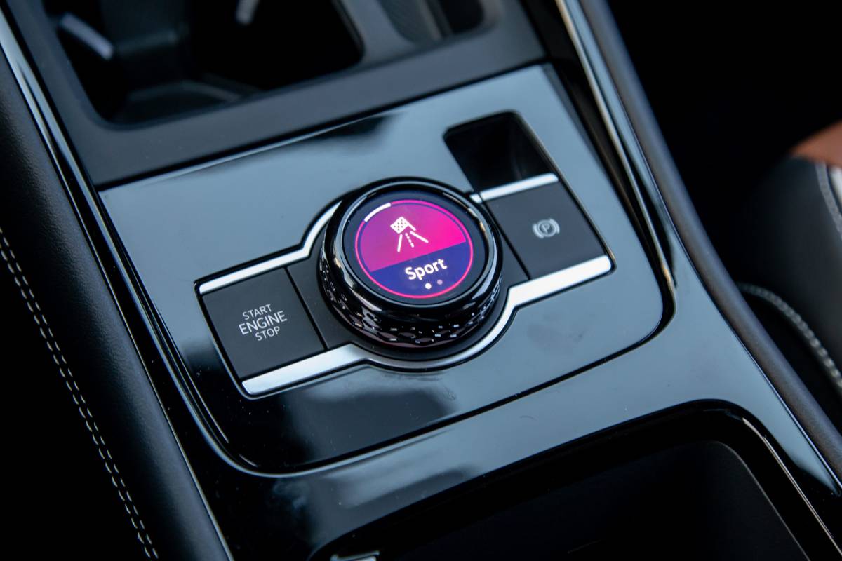 volkswagen tiguan sel r line turbo 2026 29 interior drive mode controls scaled jpg