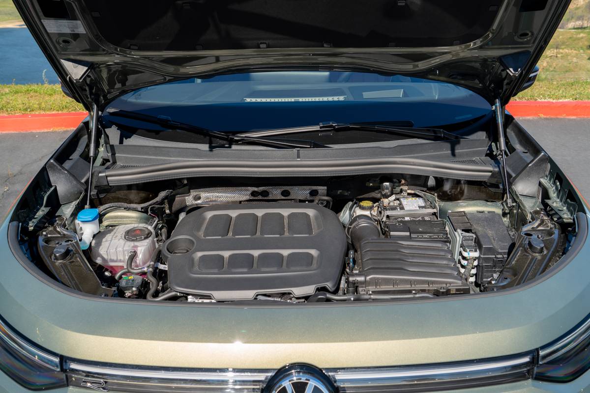 volkswagen tiguan sel r line turbo awd 2026 06 exterior engine bay jpg
