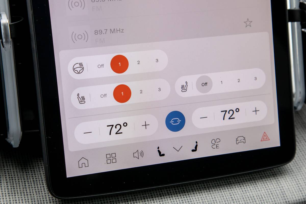 volvo ex30 2025 35 interior center stack display scaled jpg
