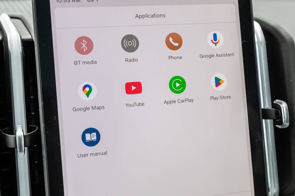 volvo ex30 2025 38 interior center stack display scaled jpg