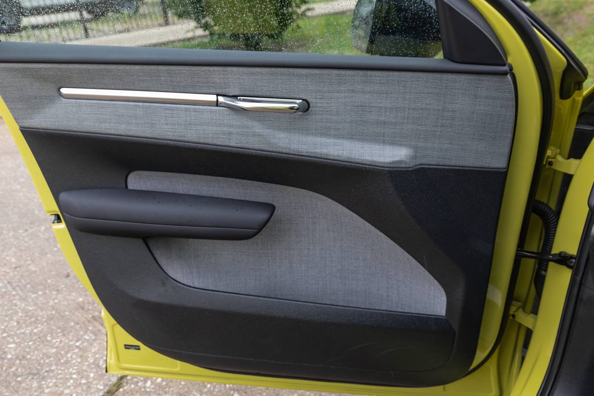 volvo ex30 2025 56 interior door scaled jpg