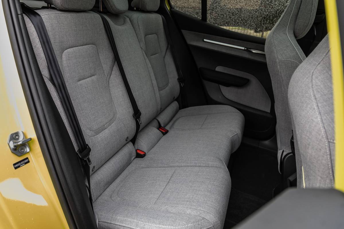 volvo ex30 2025 58 interior backseat scaled jpg