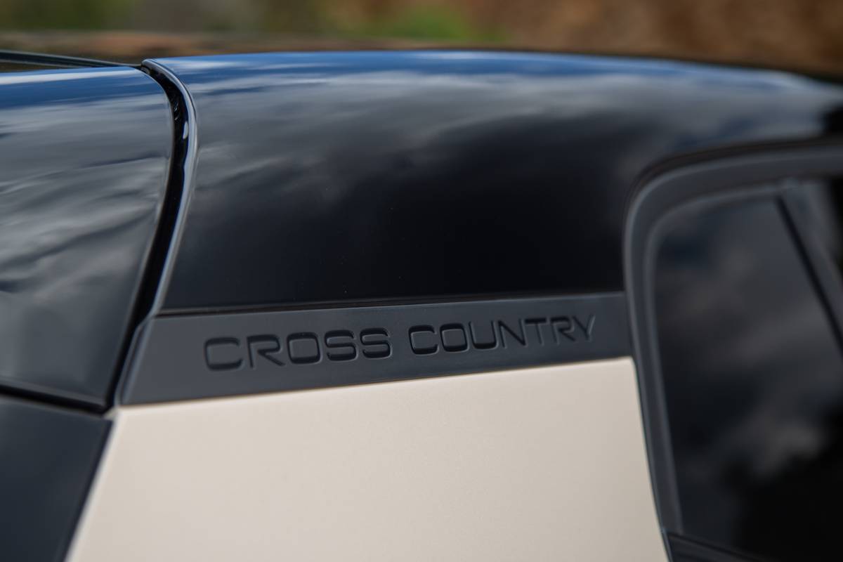 volvo ex30 cross country 2026 10 exterior profile badge jpg