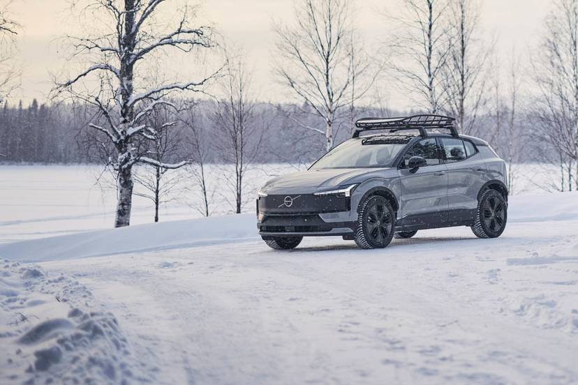 volvo-ex30-cross-country-2026-exterior-oem-13