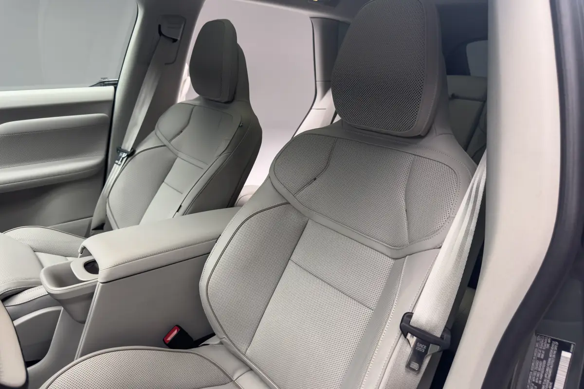 volvo ex60 2027 16 interior front row seat jpg