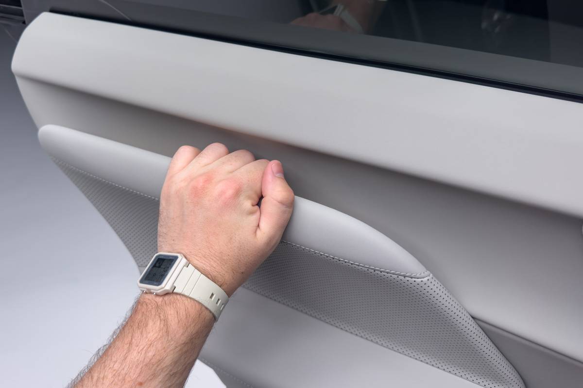 volvo ex60 2027 27 interior door scaled jpg