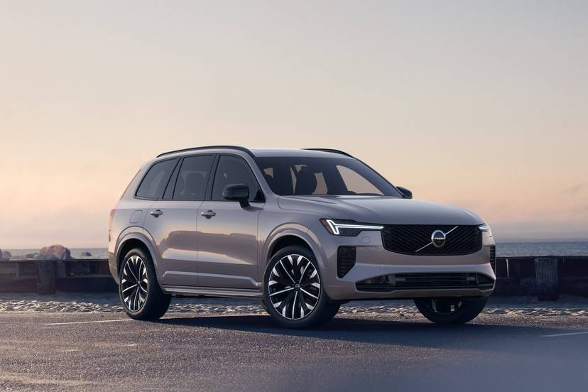 volvo-xc60-2026-exterior-oem-01