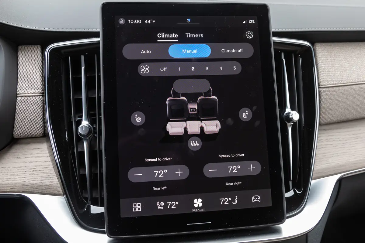 volvo xc90 hybrid 2025 33 interior center stack display scaled jpg