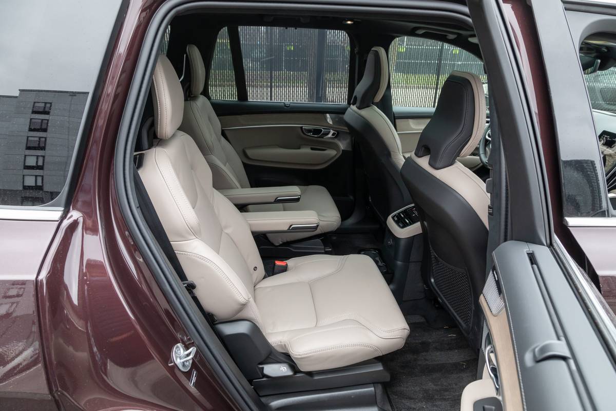volvo xc90 hybrid 2025 47 interior second row scaled jpg