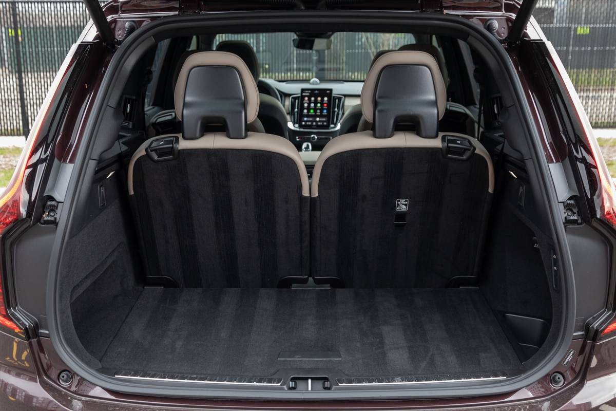 volvo xc90 hybrid 2025 52 interior cargo scaled jpg