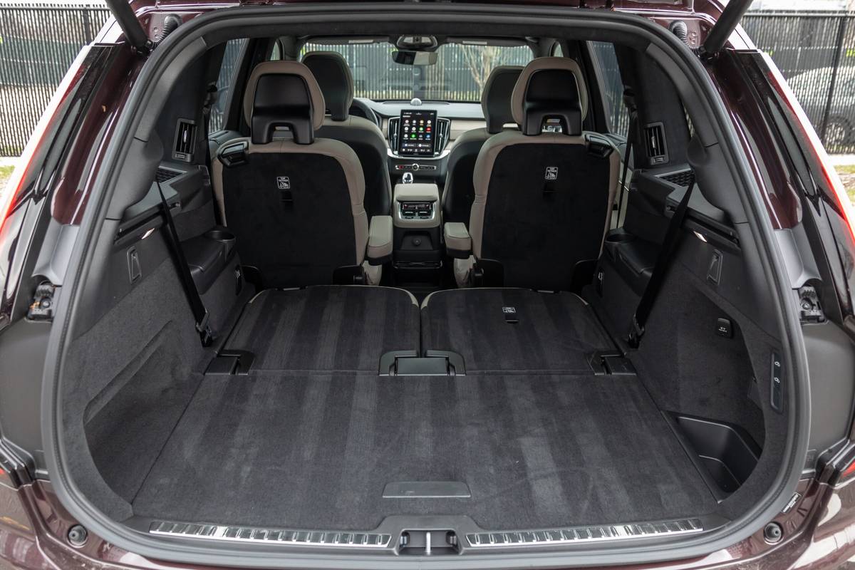 volvo xc90 hybrid 2025 53 interior cargo scaled jpg