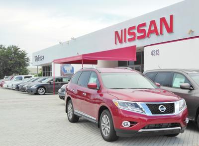 Wallace Nissan in Stuart including address, phone, dealer reviews