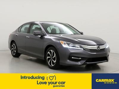 Cars For Sale At Carmax Fort Wayne Now Offering Curbside Pickup In Fort Wayne In Auto Com