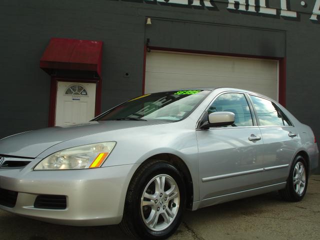 2007 Honda Accord Ex L >> Used 2007 Honda Accord Ex L Sedan In Germantown Wi Auto Com 1hgcm56897a112118 2007 Honda Accord Ex L >> Used 2007 Honda Accord Ex L Sedan In Germantown Wi Auto Com 1hgcm56897a112118